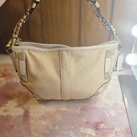 Coach Raffia Straw Wicker Shoulder Bag Purse Beige/White Braided Leather Strap. - Picture 4 of 8